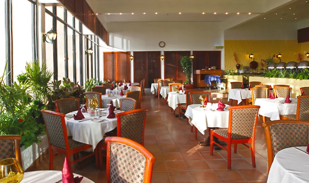 Lou'Lou'A Beach Resort Sharjah